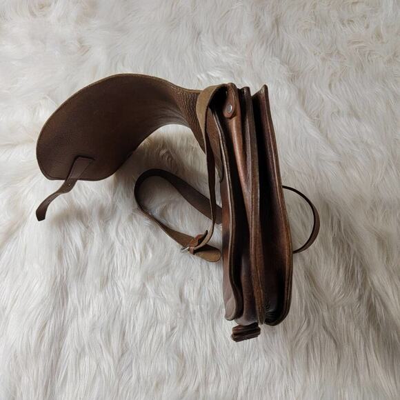 Vintage 70s Saddle Chestnut Crossbody Satchel Messenger Tote Bag - Picture 5 of 7
